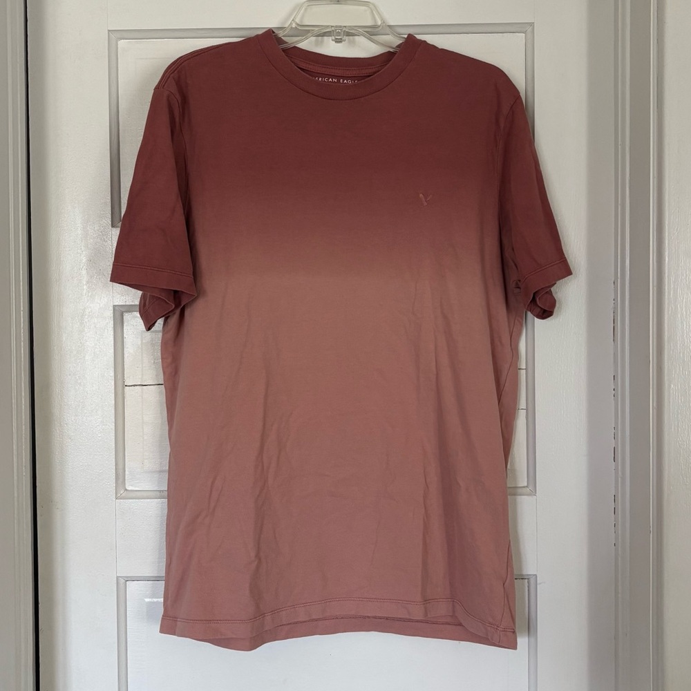 2/$20 American Eagle Outfitters Men’s Ombre T-Shirt - Dusty Rose to Blush